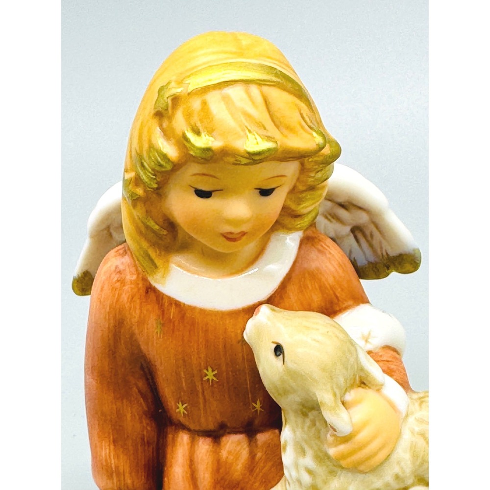 Goebel Little Shepherd Annual Angel 2001 Limited Edition Figurine 1238/20,000 - Picture 2 of 8